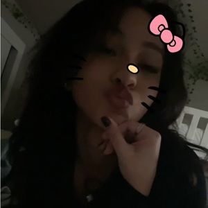 Meet your Posher, Alana